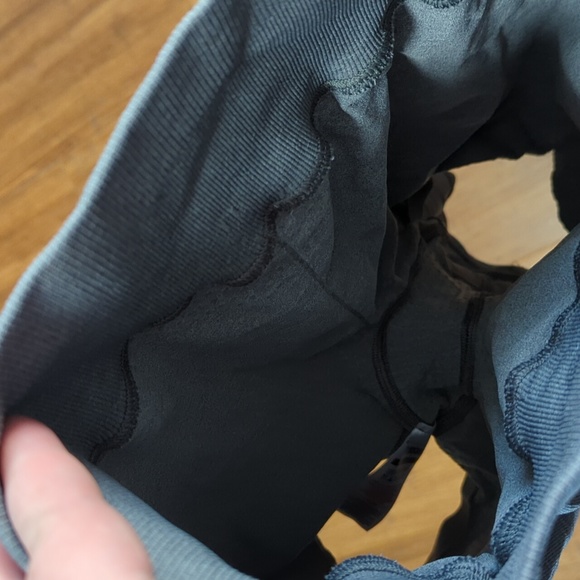 Gymshark Vital Seamless 2.0 Gray 2 in 1 Activewear Workout Shorts - Picture 7 of 13